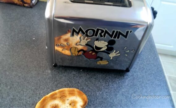 Best Mickey Mouse toaster
