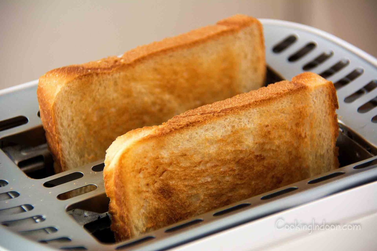 How Hot does a Toaster Get? Cooking Indoor